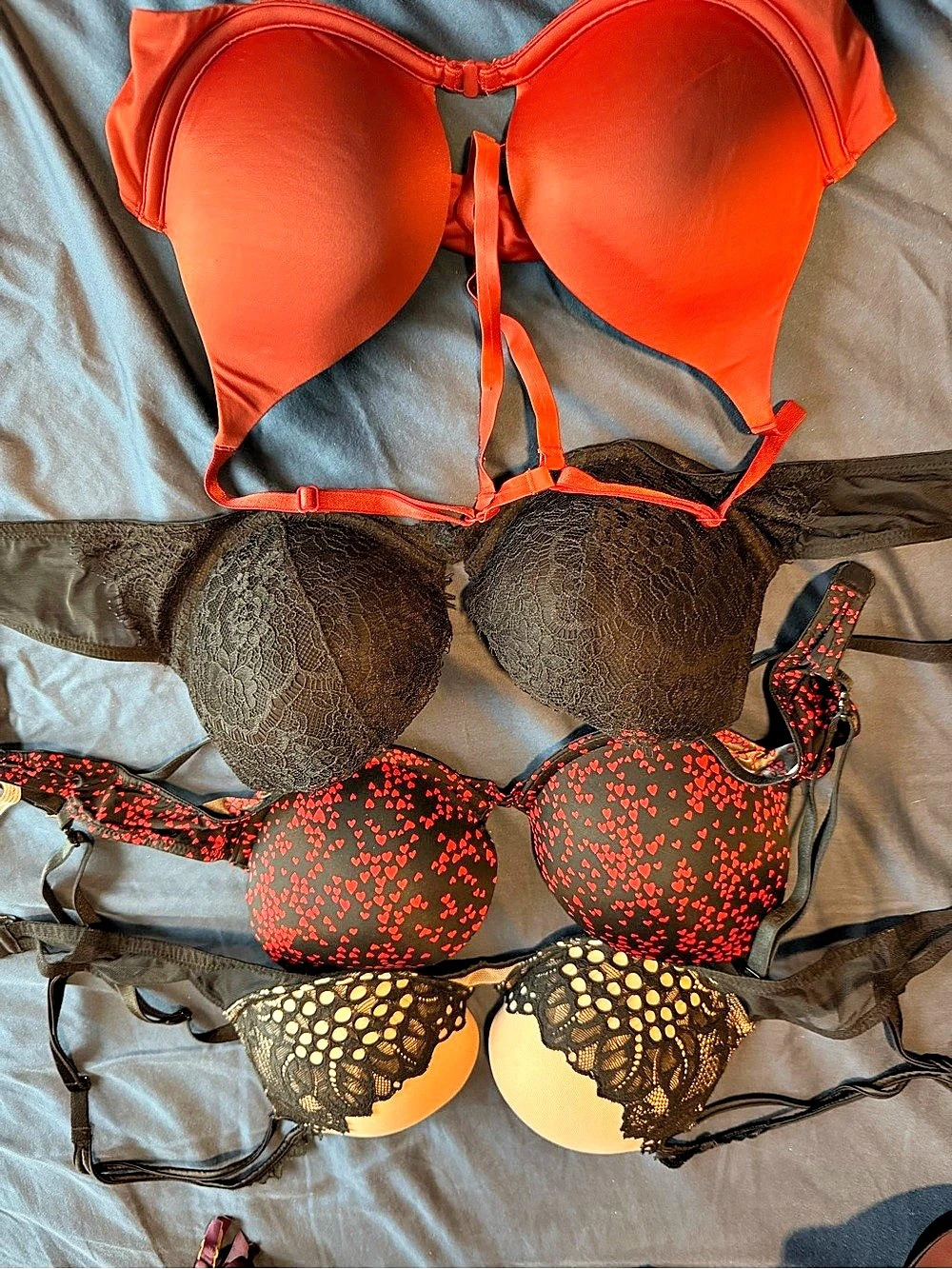 Victoria's Secret Lace Bra Set in Red, burnt orange & Black